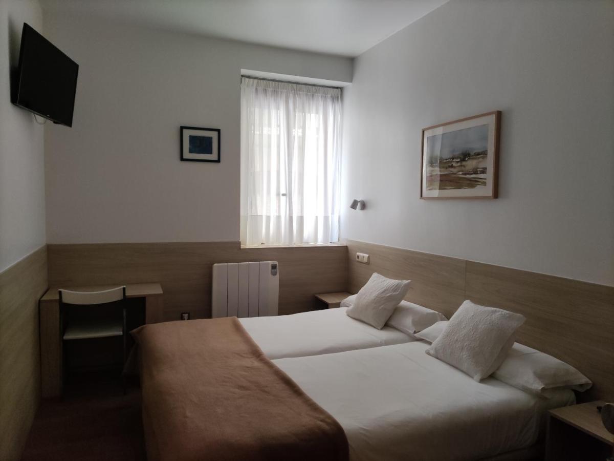 Pension Atxiki San Sebastian Exterior photo