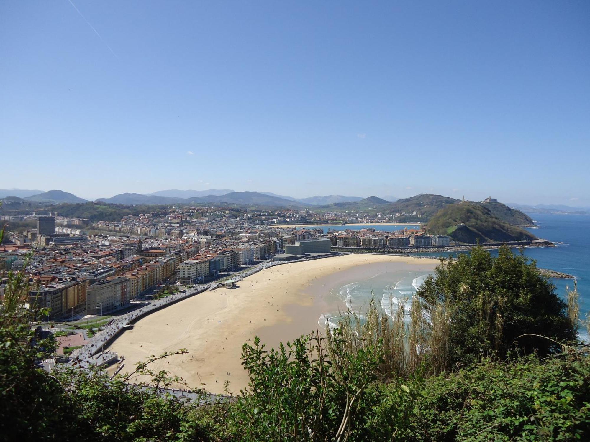 Pension Atxiki San Sebastian Exterior photo