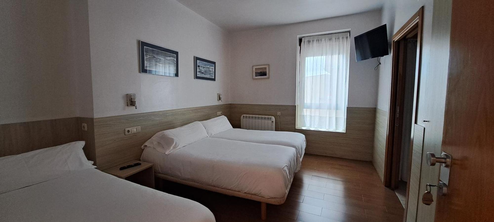 Pension Atxiki San Sebastian Room photo