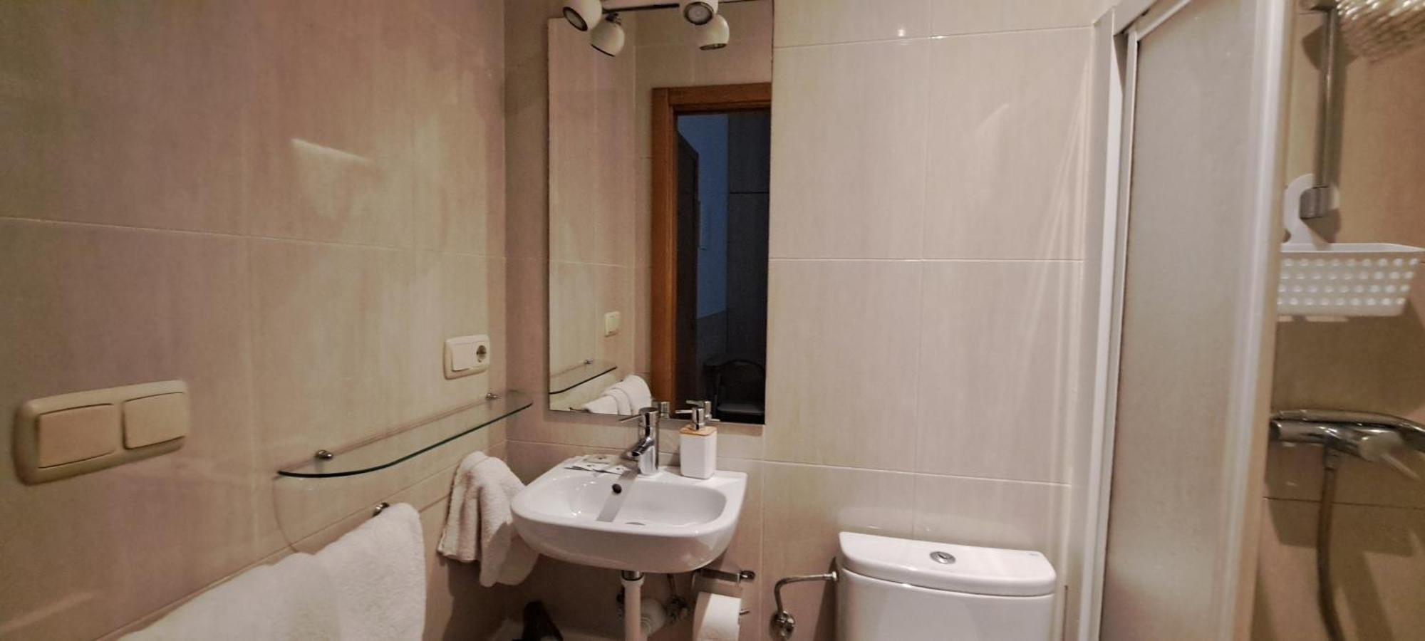 Pension Atxiki San Sebastian Room photo